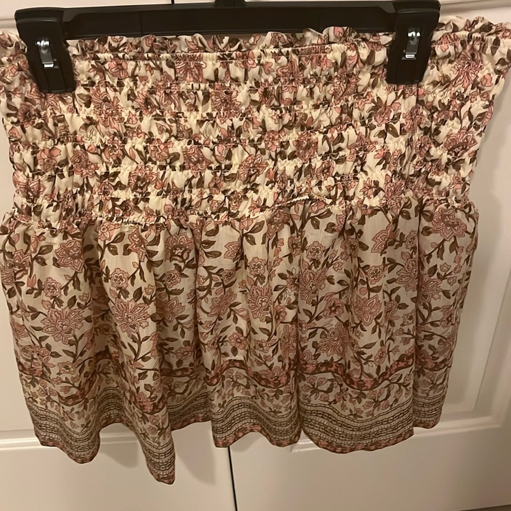 Dainty floral skirt.